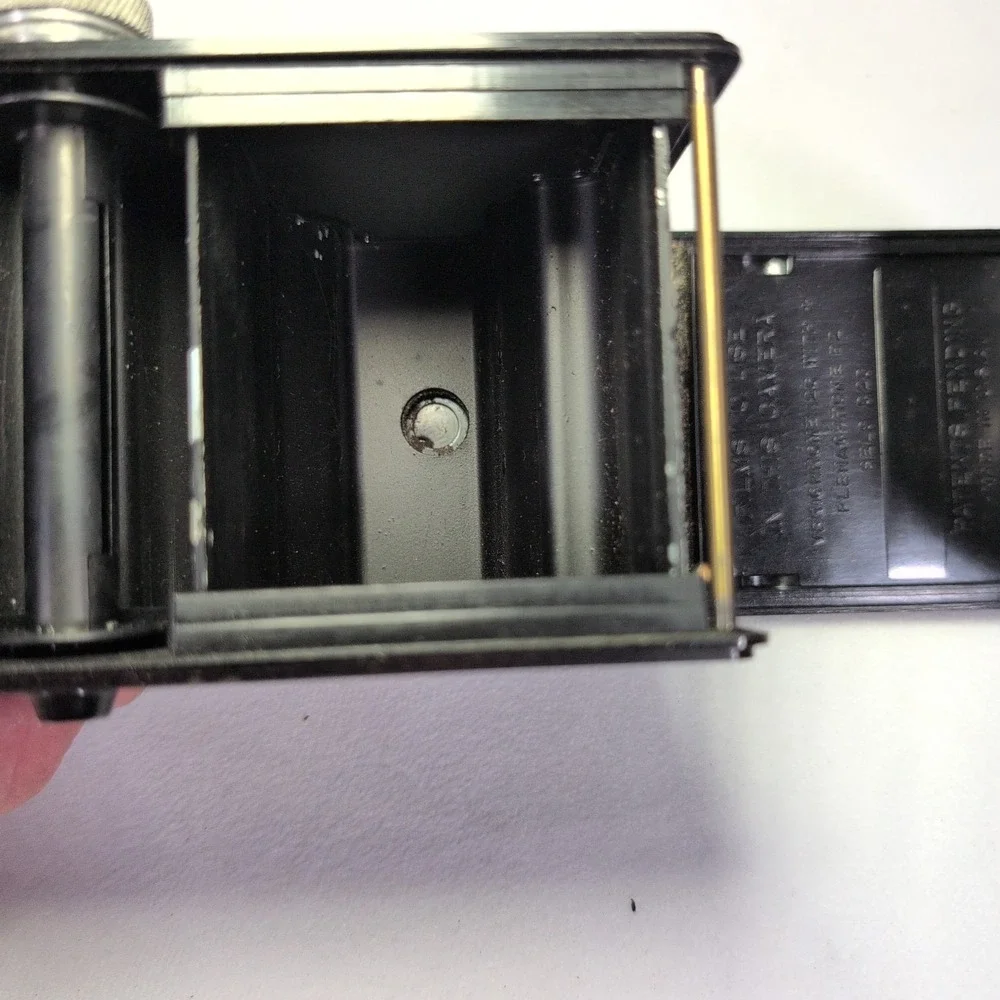 Vintage Spartus Full-Vue Box Camera 120 Film Top View Chicago Made In The USA